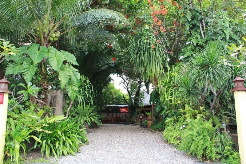 Bangkok Garden Resort エクステリア 写真